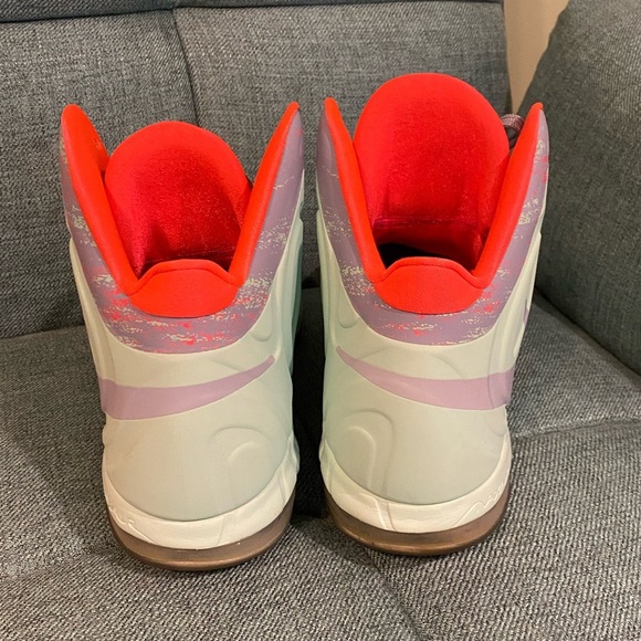 NIKE AIR Max Hyperposite Mens Shoes Artic Green SKU 524862 302 Size 12 - Picture 4 of 11